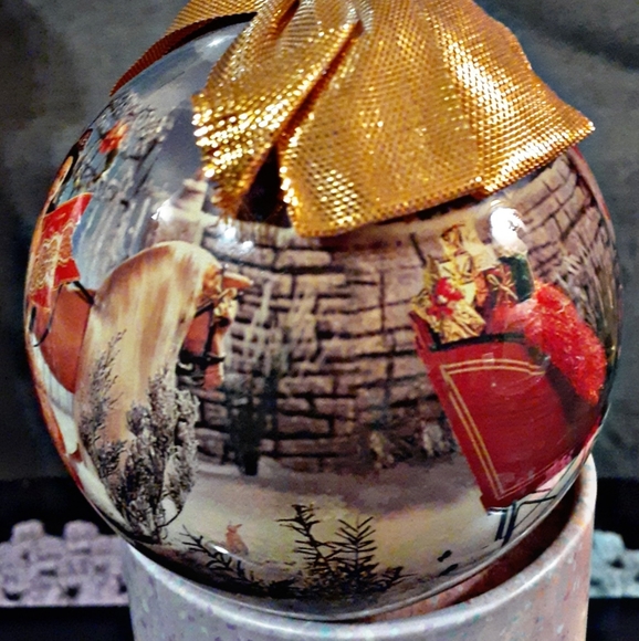 1997 MATRIX HOLIDAY BARBIE DECOUPAGE ORNAMENT - Picture 2 of 4